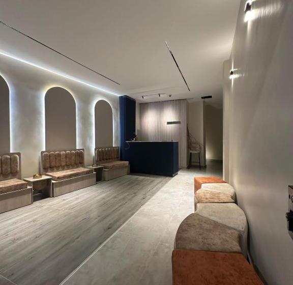 تختخواب و صبحانه Aladnan