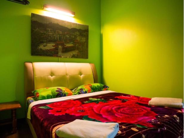 تختخواب و صبحانه Rose Haven Hotel No63b