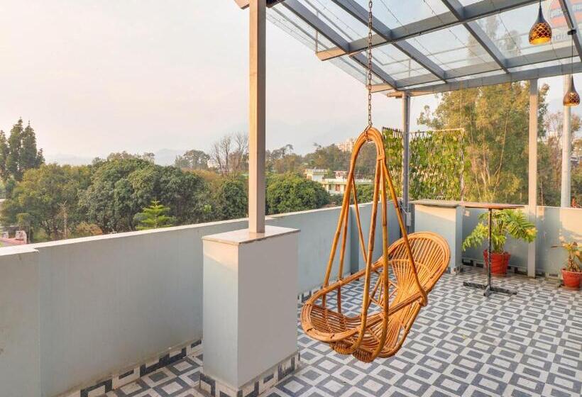 Collection O Hotel Royal Taj