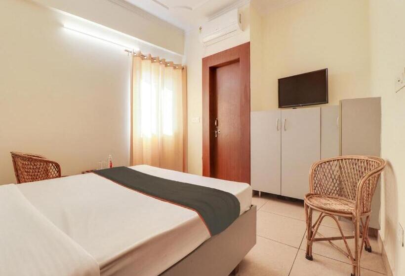 Collection O Hotel Royal Taj