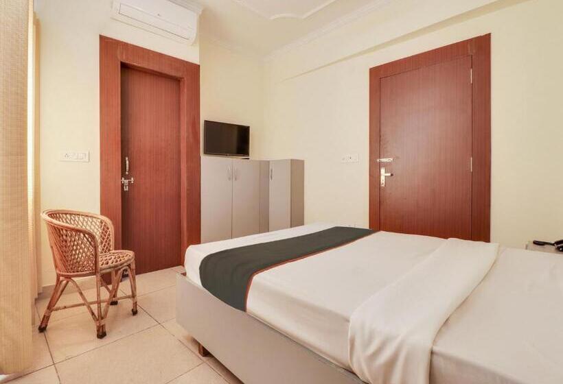 Collection O Hotel Royal Taj