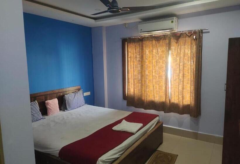 Goroomgo Hotel Tara Lodge Grand Road Near Temple