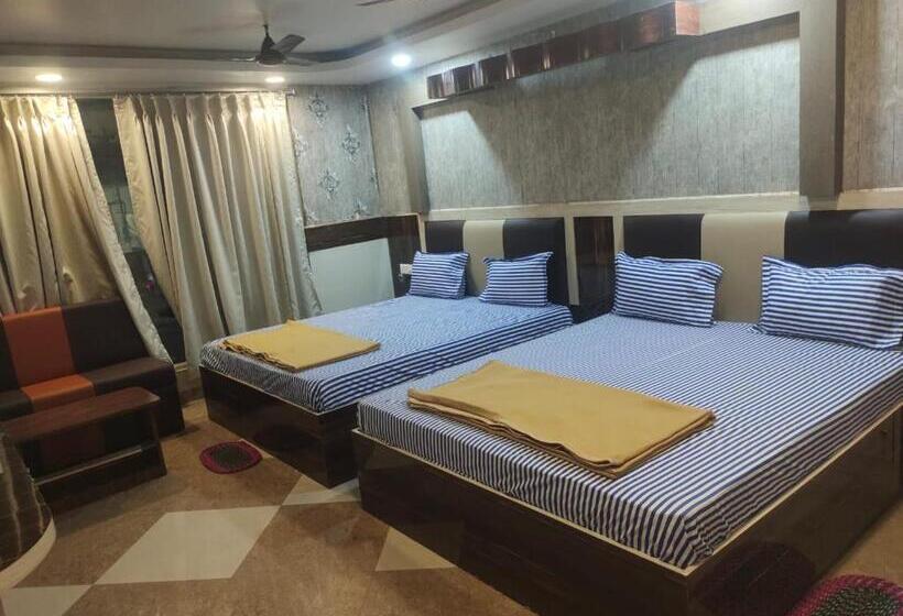 Goroomgo Hotel Tara Lodge Grand Road Near Temple