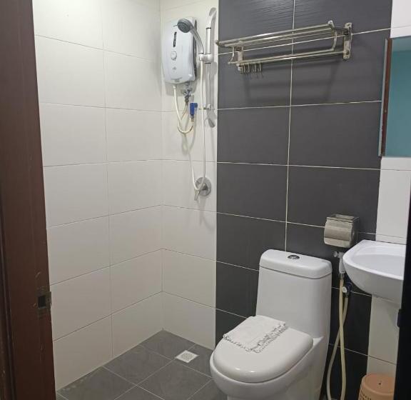 בית מלון כפרי Ambassador Labuan View