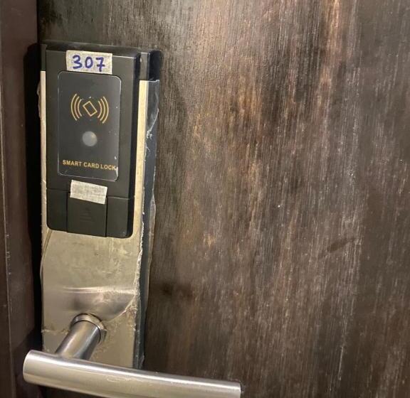 בית מלון כפרי B & B 31 Kota Kinabalu