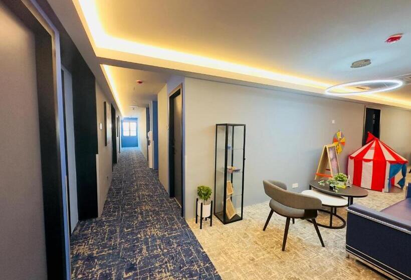 Blue Lagoon Hotel @ Bandar Sunway