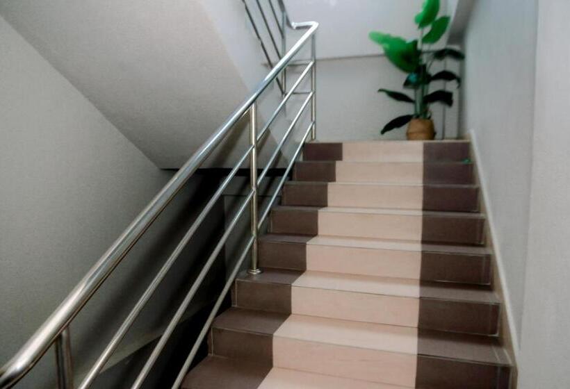 בית מלון כפרי D View Mersing