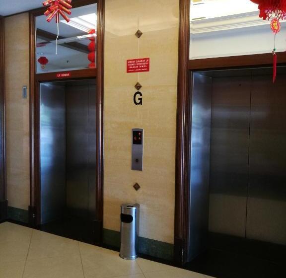 בית מלון כפרי Ipoh City