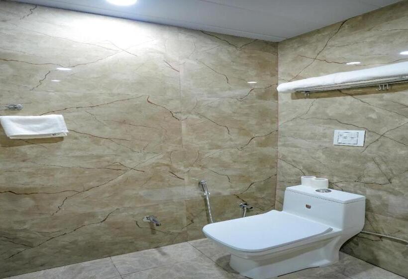 호텔 Kishna Empire