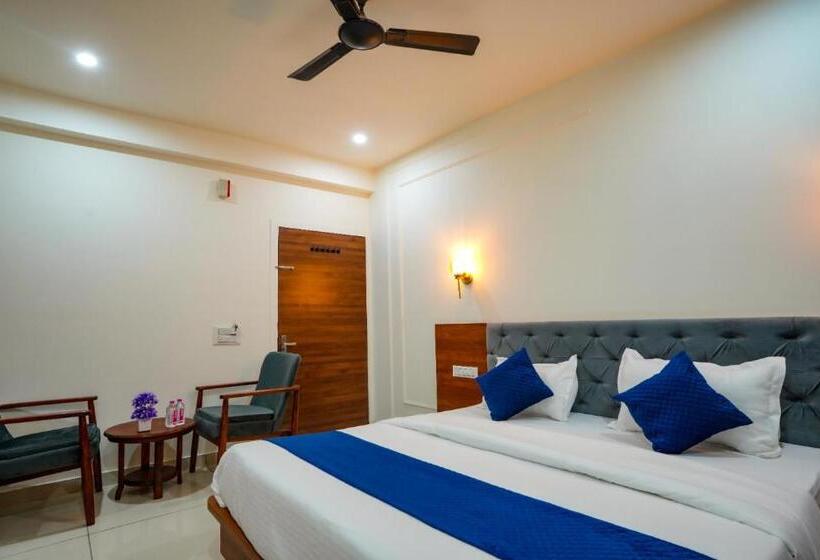 호텔 Kishna Empire