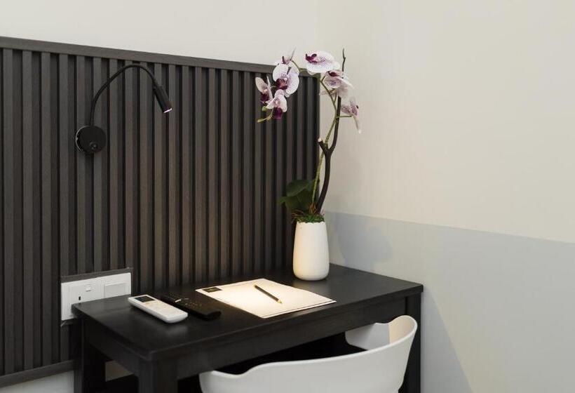 酒店 Luma Senawang