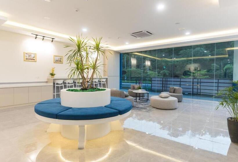 酒店 Luma Senawang