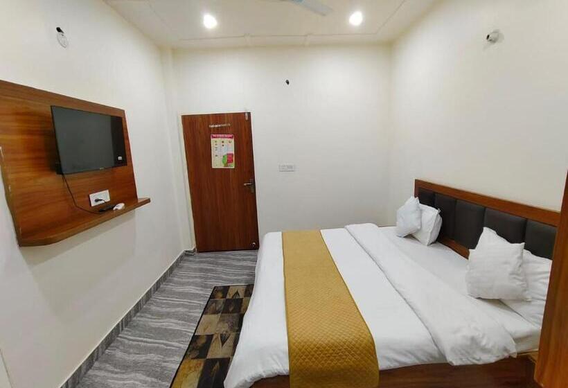 酒店 Maa Kaila Dham Near Prem Mandir Vrindavan