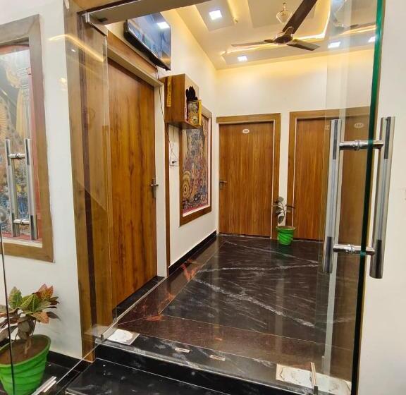 酒店 Maa Kaila Dham Near Prem Mandir Vrindavan