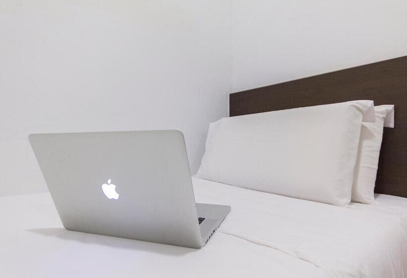 בית מלון כפרי Raub Since 1968