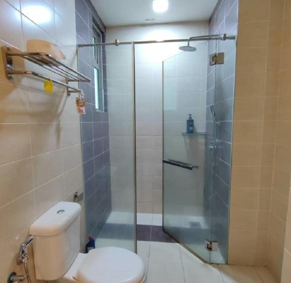 בית מלון כפרי Shaftsbury Residence Cyberjaya With Free Parking & Netflix