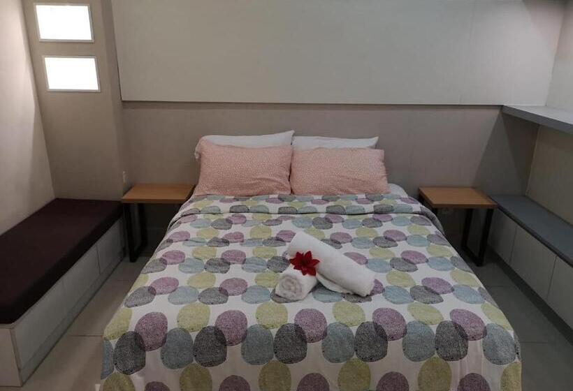 בית מלון כפרי Shaftsbury Residence Cyberjaya With Free Parking & Netflix