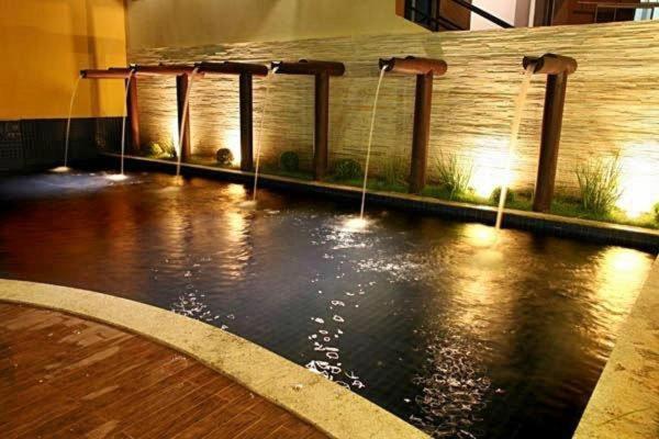 فندق Hot Springs B3