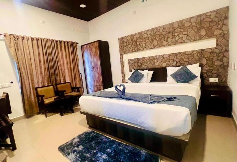 Отель The Raarees Resort A Hidden Resort In Munnar