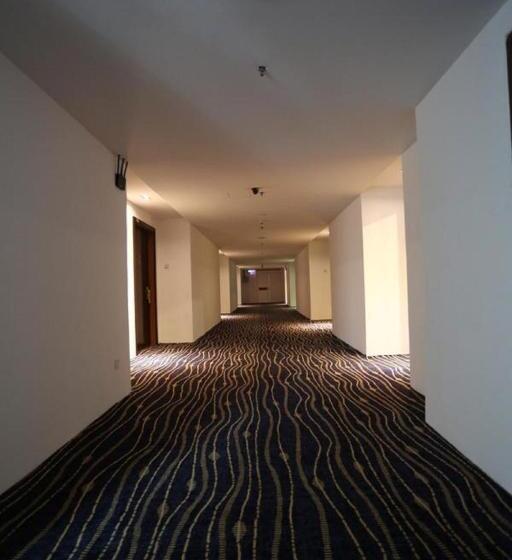 호텔 Townhouse Oak 591 Shah Alam By Salaam