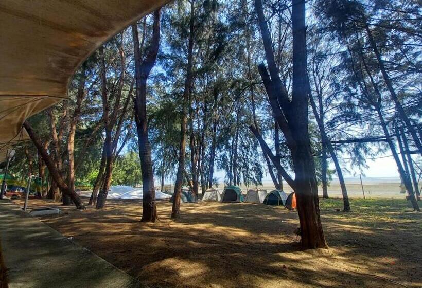 호텔 Zamlan Gold Coast Morib Intl Resort   3 Rooms Apartment