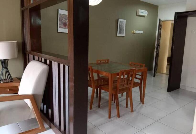 호텔 Zamlan Gold Coast Morib Intl Resort   3 Rooms Apartment