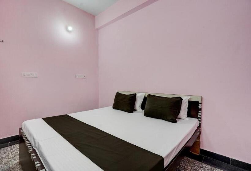 Oyo Flagship Hotel Radhe Inn