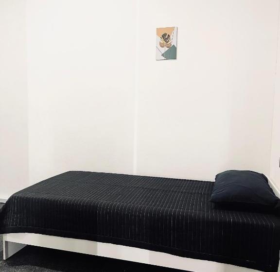 פנסיון Ak Greenrise Meru