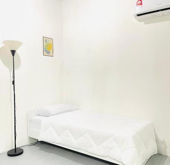 פנסיון Ak Greenrise Meru