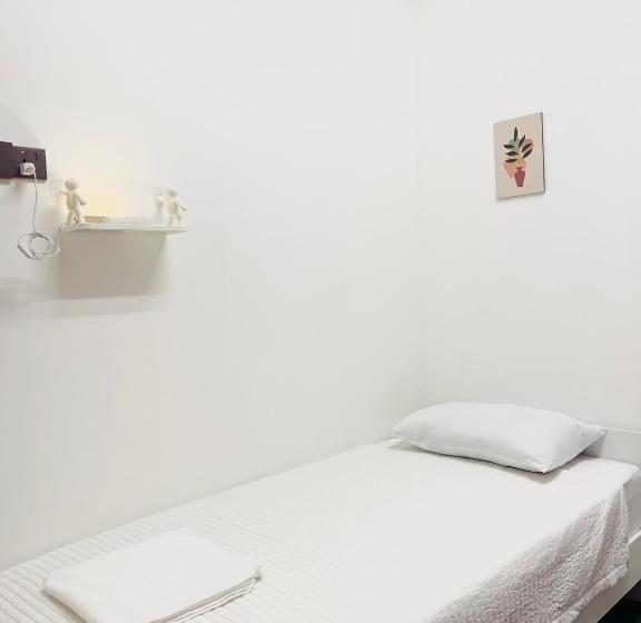 פנסיון Ak Greenrise Meru