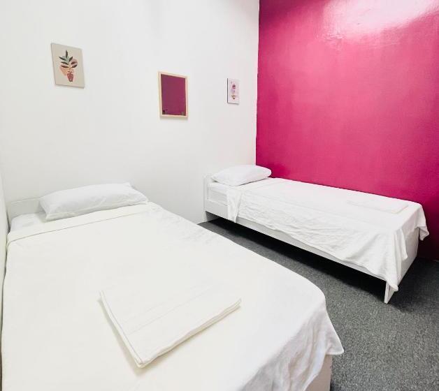 פנסיון Ak Greenrise Meru