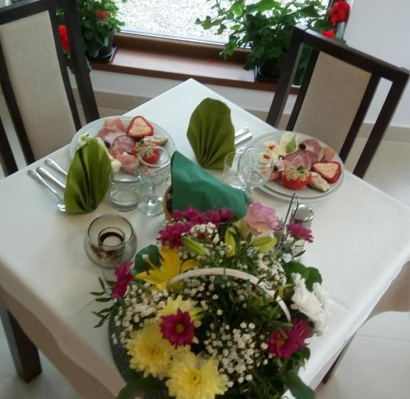 بنسيون Casa Bradul Voronet