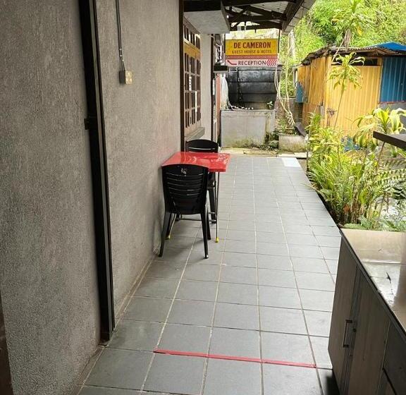 بنسيون De Cameron Guest House