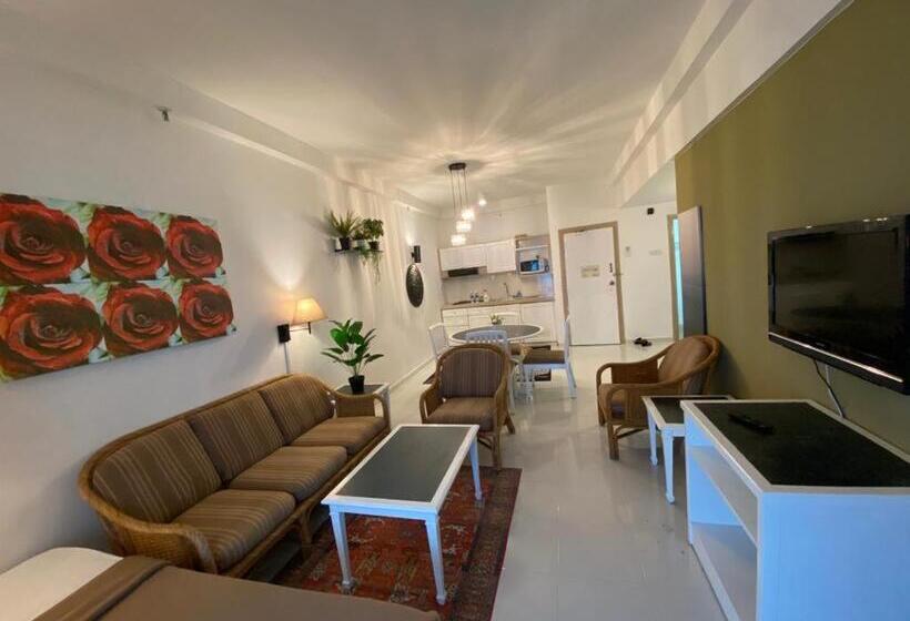 פנסיון Seaview Deluxe@rainbow Paradise Tg Bungah 4 6pax