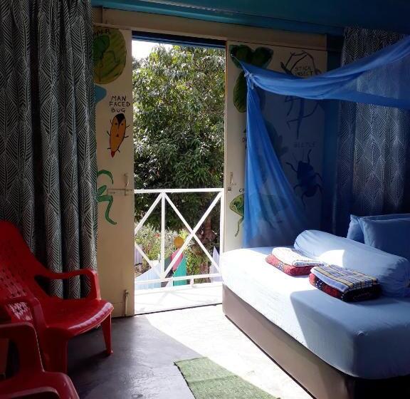 פנסיון Tahan Guest House