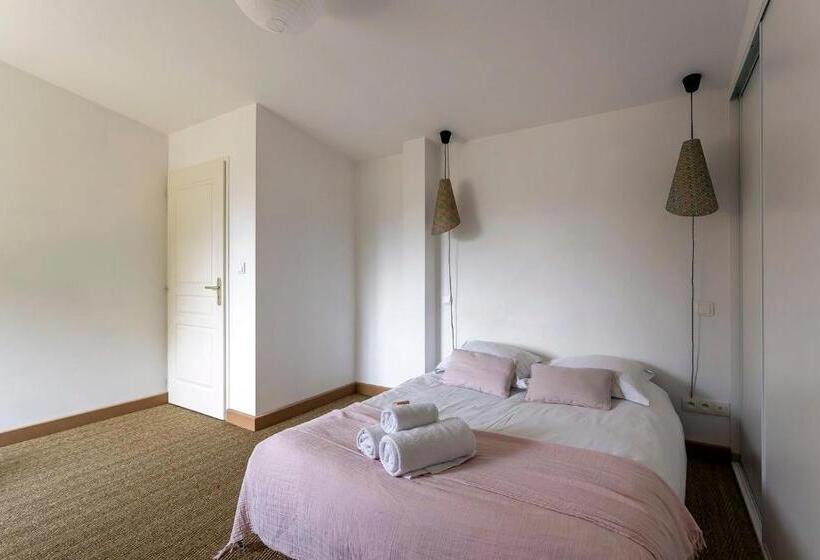 Пансион Villa Marcelline   Lyon