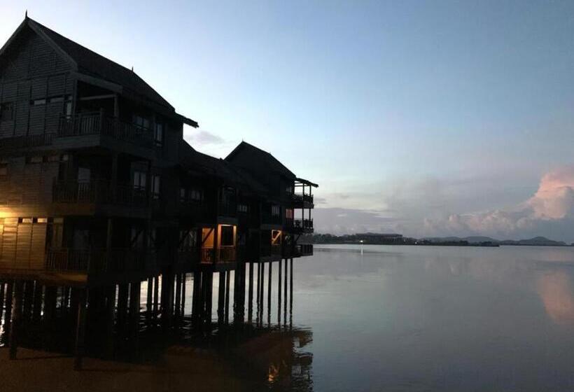 منتجع The Lagoon Water Chalet