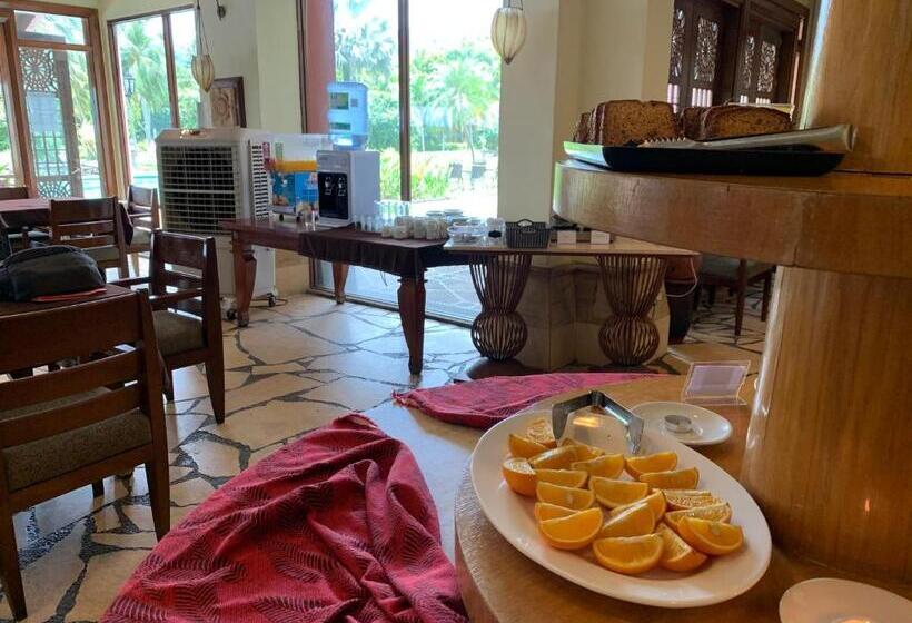 渡假胜地  The Lagoon Water Chalet