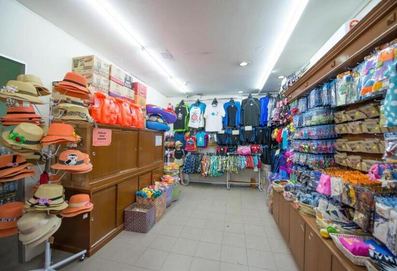 Ruiyas Sea View Condominium Portdickson