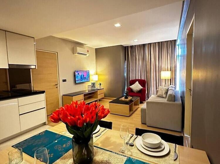The Straits Melaka By Perfect Host