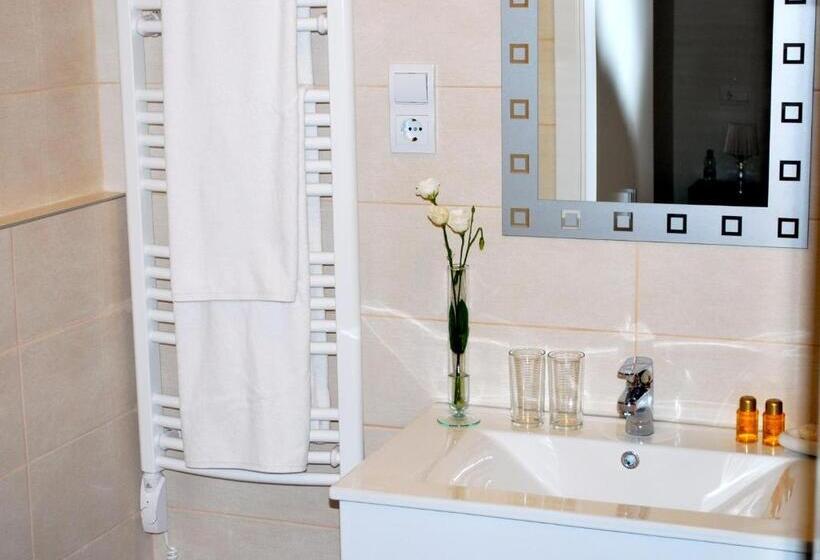 تختخواب و صبحانه Anabelle Bed And Budapest