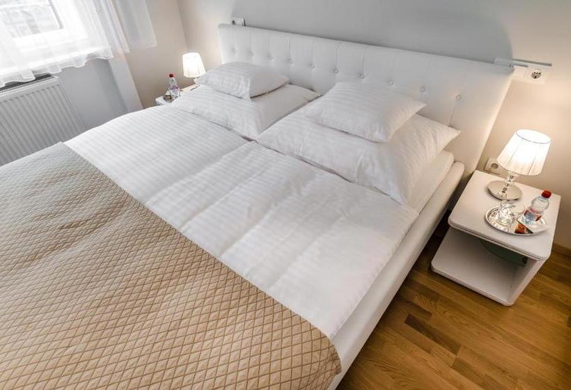 تختخواب و صبحانه Anabelle Bed And Budapest