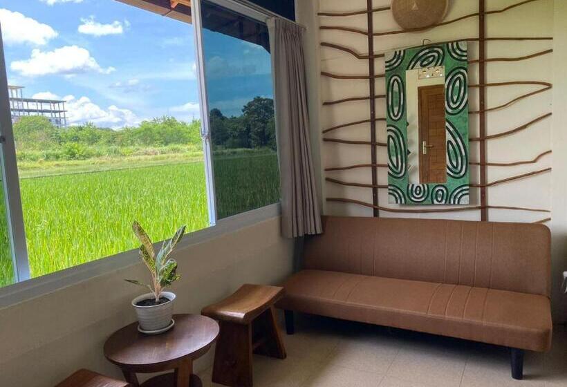 Bed and Breakfast Alamanda Family Villas, Pool & Local Tours