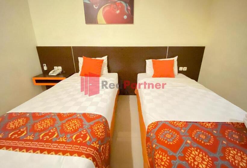 مبيت وإفطار Alpha Makassar Redpartner