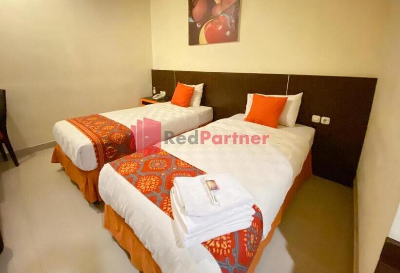 مبيت وإفطار Alpha Makassar Redpartner