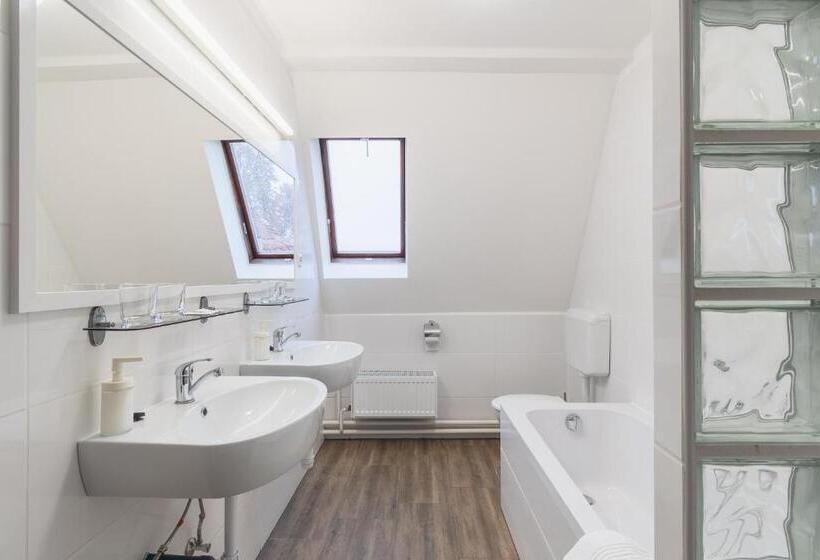 ベッドアンドブレックファースト Delanta Panzio