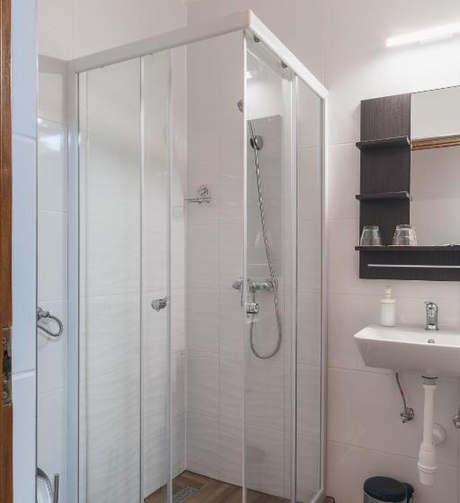 ベッドアンドブレックファースト Delanta Panzio