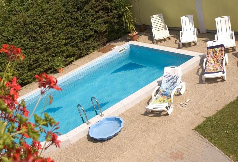 住宿加早餐 Erika Pension