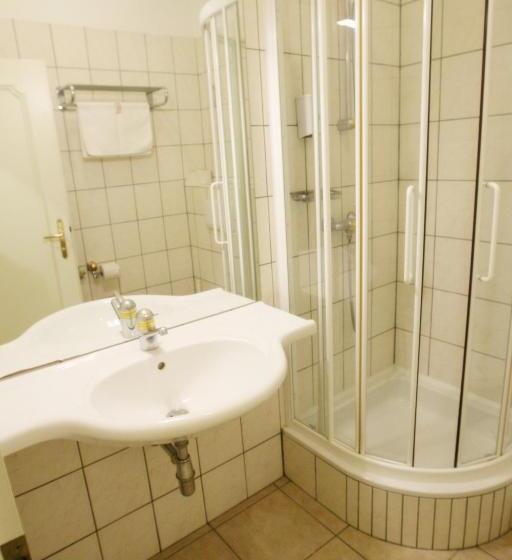 Bed and Breakfast Gőzmalom étterem és Panzió