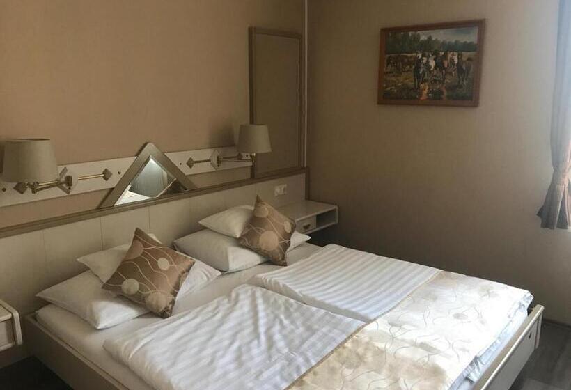 Bed and Breakfast Gőzmalom étterem és Panzió